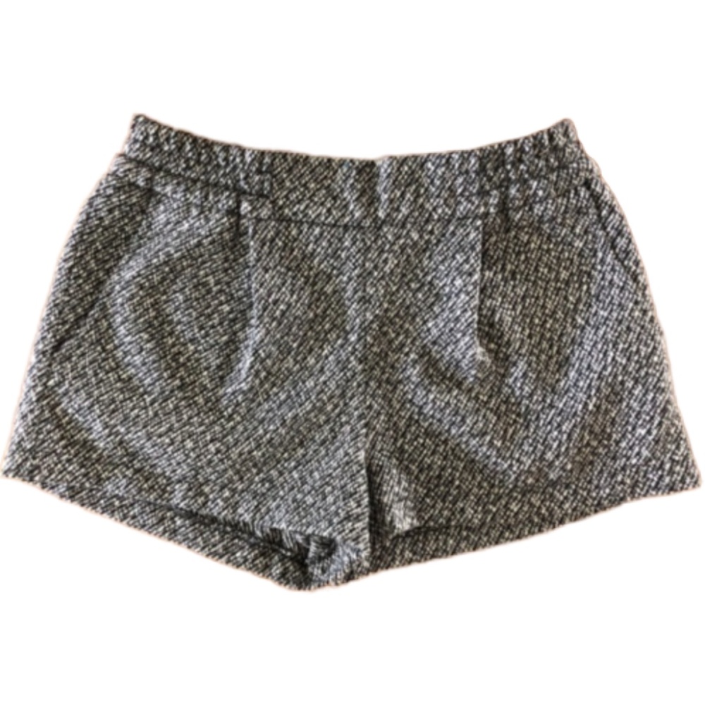 Grey and White Patterned Shorts With Pockets